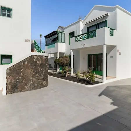 Casa Alba 아파트